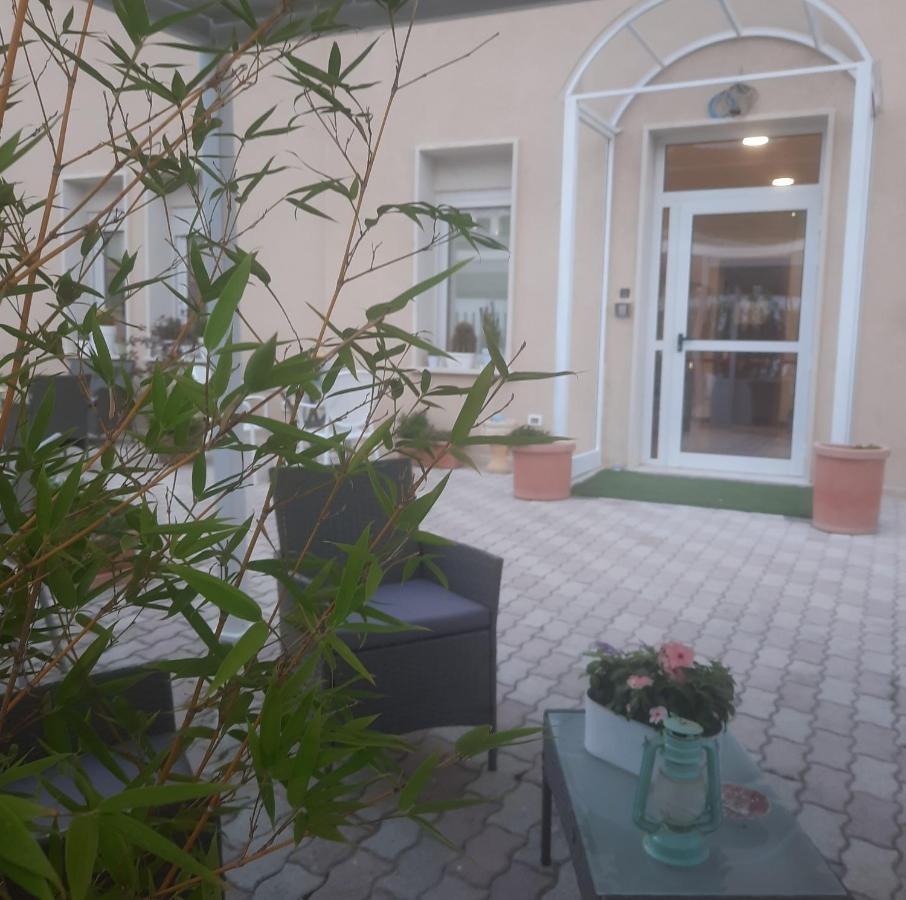 Hotel Porta Rivera Л'Акуила Экстерьер фото