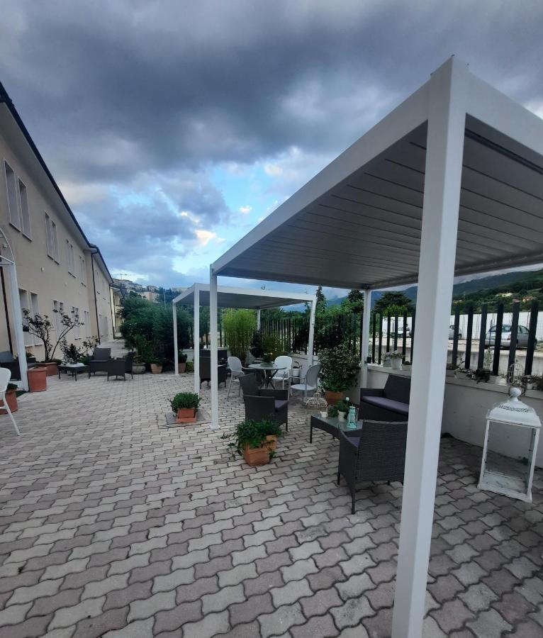 Hotel Porta Rivera Л'Акуила Экстерьер фото